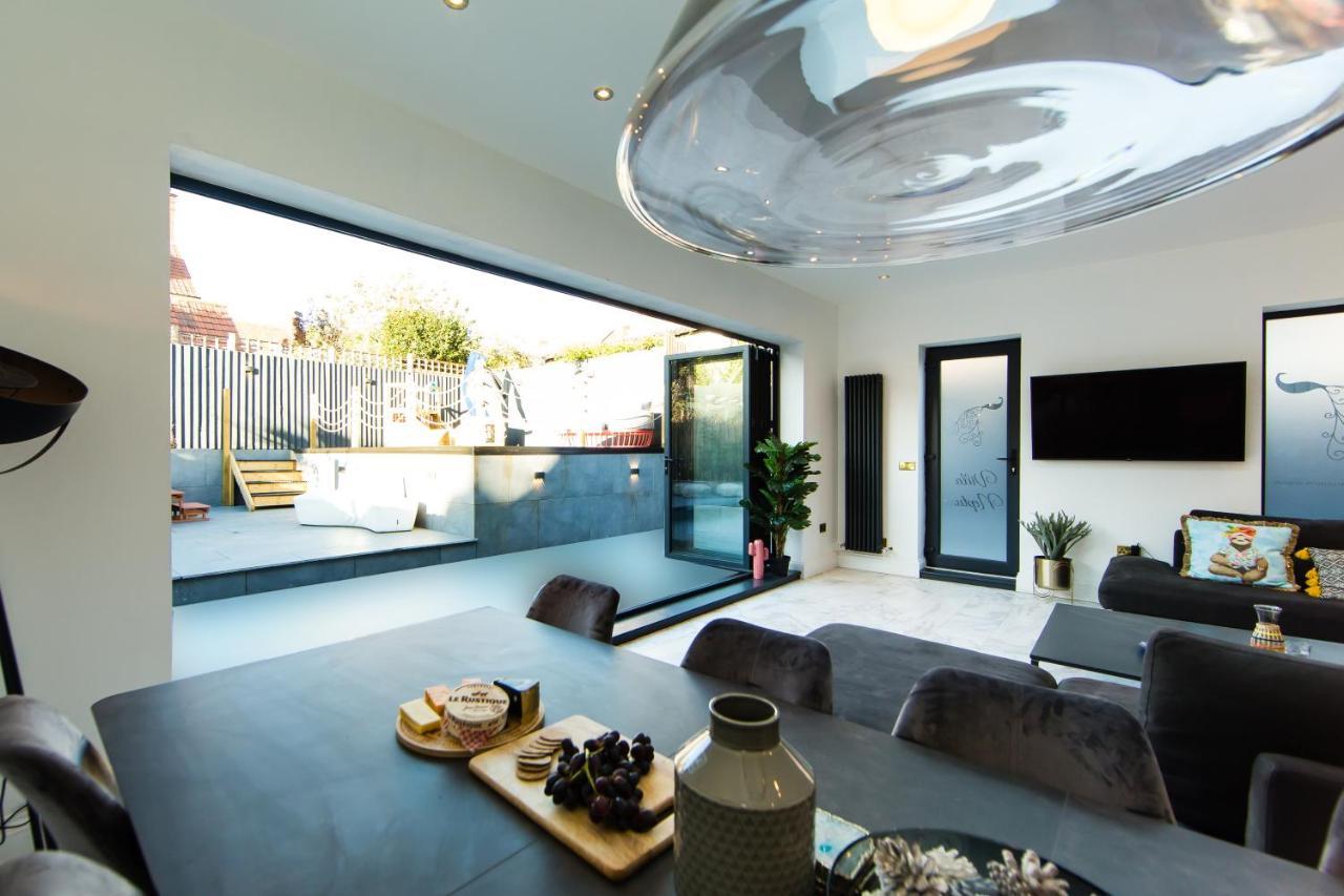 Rounton Villa By Maison Parfaite - Hot Tub - Sea Views - Parking Robin Hood's Bay Eksteriør billede